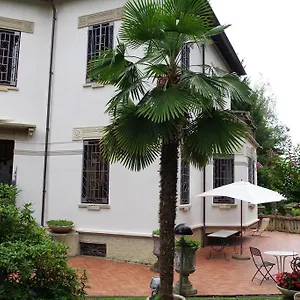  Bed & Breakfast Puccini Italia